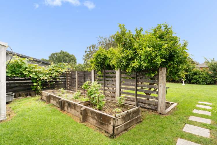 2 Lark Place Welcome Bay_13