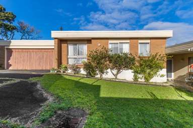 87 Norman Lesser Drive_3