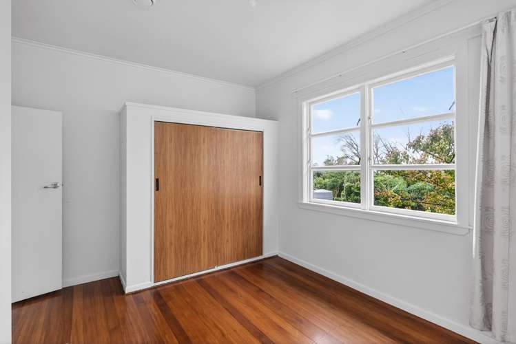 51 Douglas Street Okitu_10