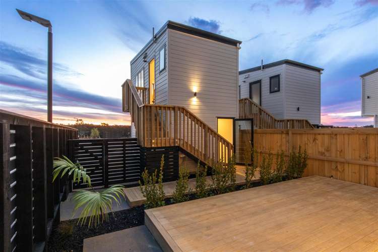 4 Greenbrier Street Westgate_12