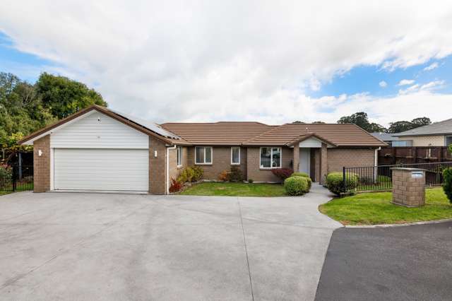 6 Cabourne Drive Glenview_1