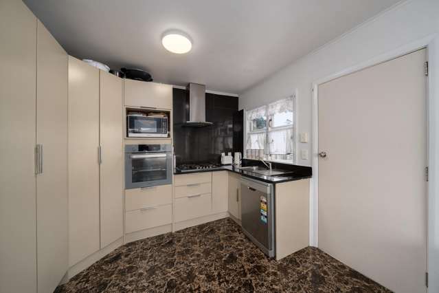 41 Tarawera Road Johnsonville_1