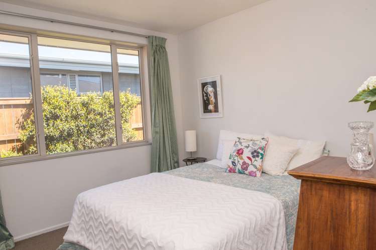 12 Karoro Place Karoro_10