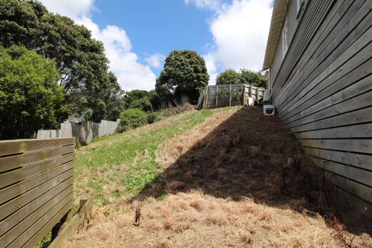 143 Sievers Grove Cannons Creek_15