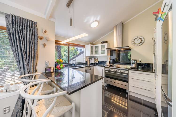 18 Jacaranda Grove Maungaraki_13