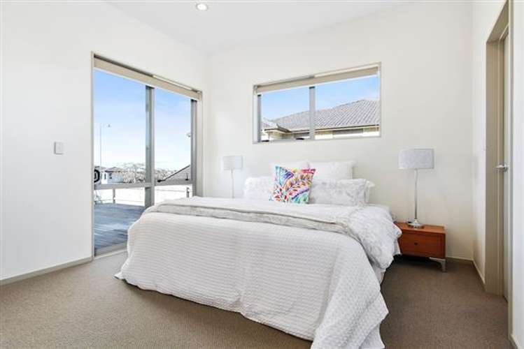 62 Lake Panorama Drive Henderson_15