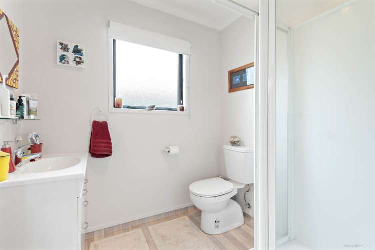 55 Withers Road Glen Eden_15