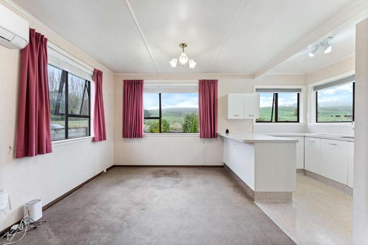 8 Tudor Road Pahiatua_6