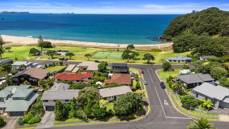 245 Onemana Drive Onemana_21