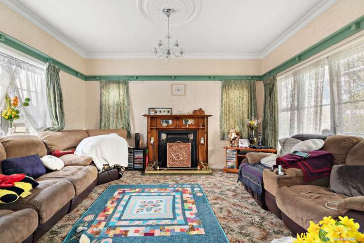 9 Roberts Road Te Atatu South_6