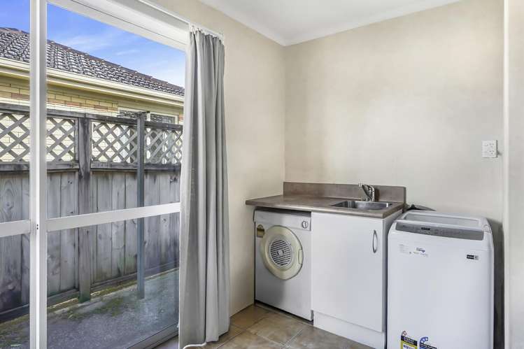 63 Sovereign Isle Lane Rototuna_11