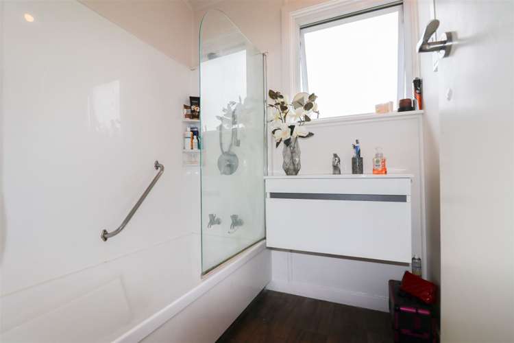 84 Glen Street Marchwiel_8