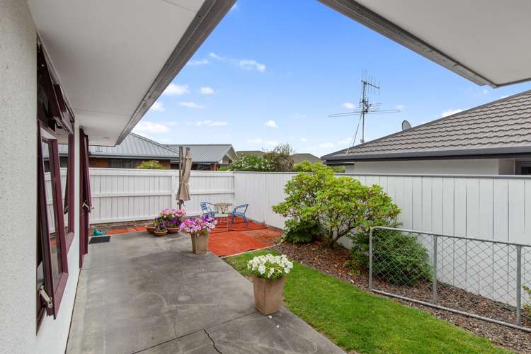 7 Mary Ann Muller Crescent Stoke_2