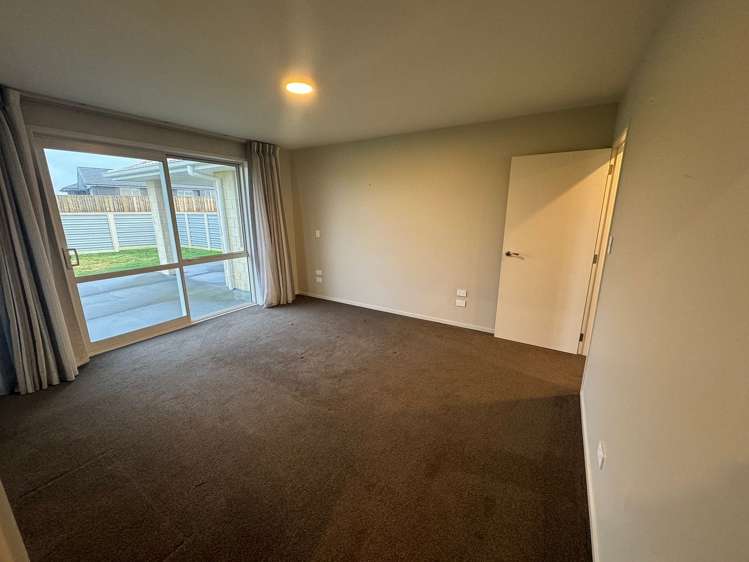2 Bianca Crescent Stratford_14