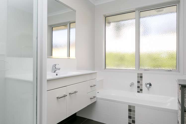 10 Loloma Way Wharewaka_22