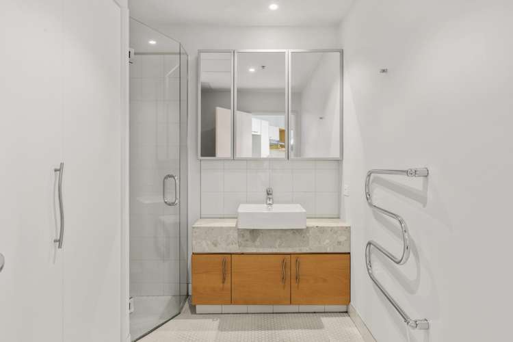 711/11 Tamariki Avenue Orewa_7