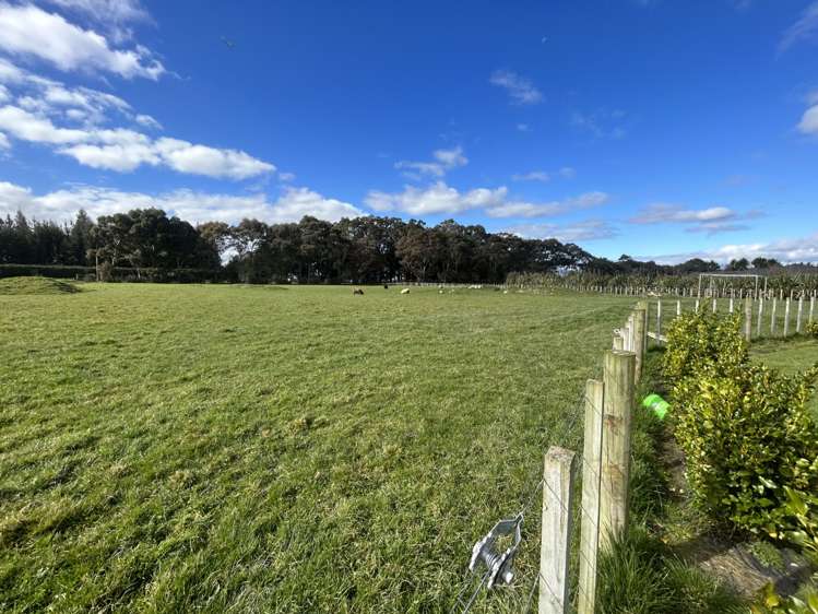 94 Reid Line East Feilding_19