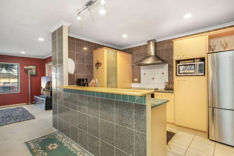 37 Ironstone Place Randwick Park_1