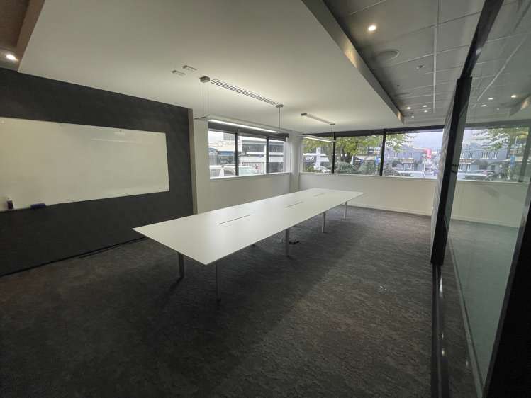 1 Broadway Newmarket_9