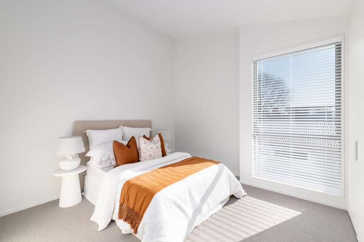 2/979 Colombo Street Saint Albans_16