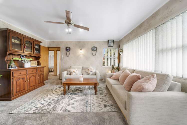 9 Manston Road Mangere_6