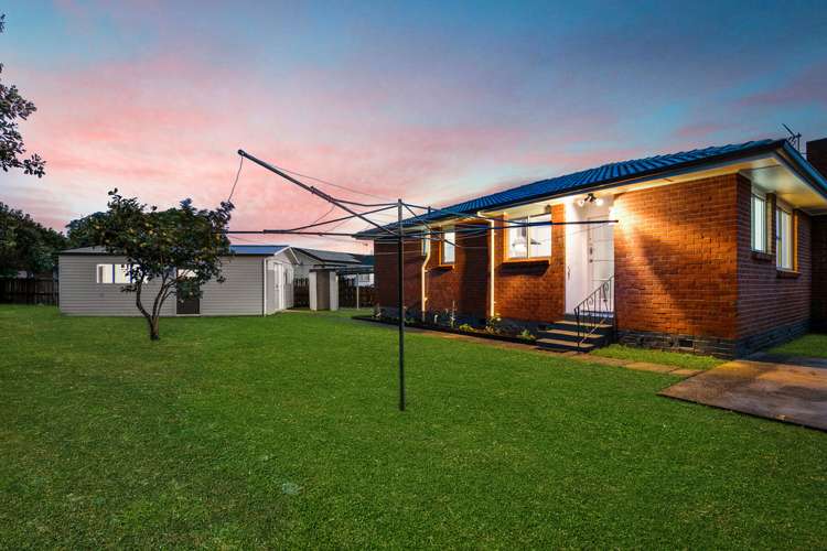 10 Awakino Place Manurewa_12