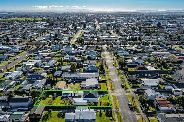 817 Lyell Street Akina_24