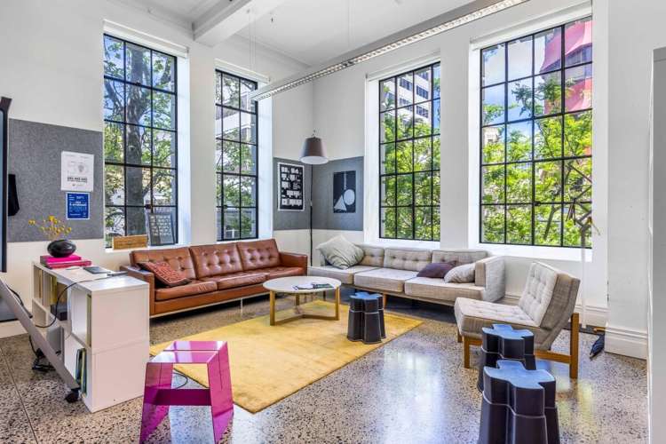 18-26 Wellesley Street East_0