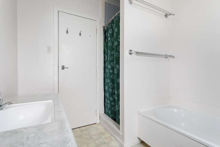 338 Ocean Road Ohope_15