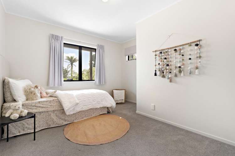 4/33-35 Teal Crescent Beach Haven_13