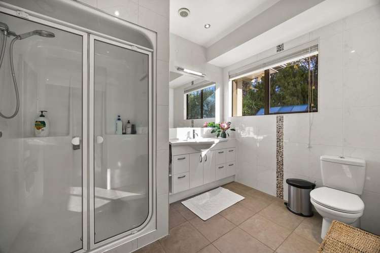 28 Macwhinney Drive Drury_44