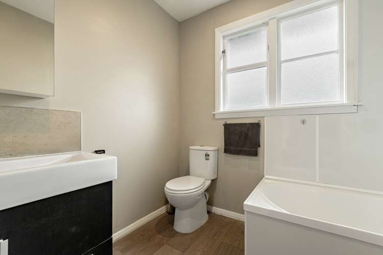 50 Marlow Road Aranui_12