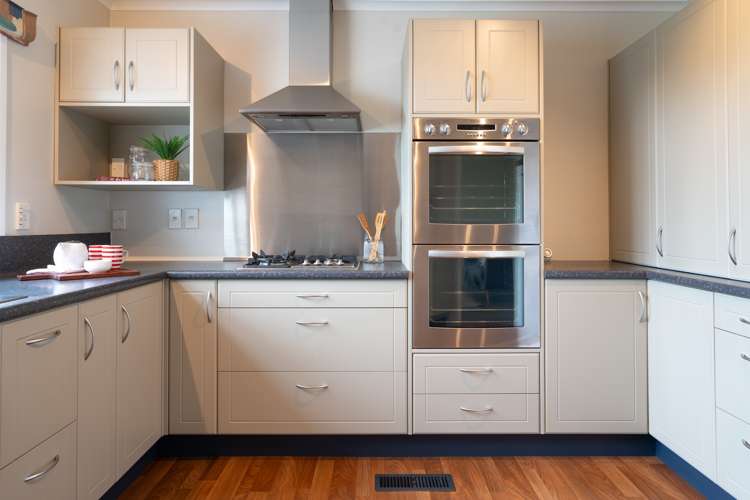 34 Oriel Avenue Tawa_11