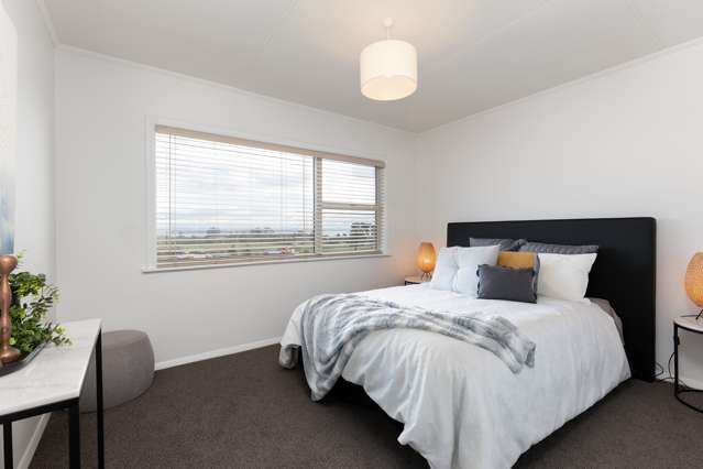 10 Bisley Avenue Moana_3