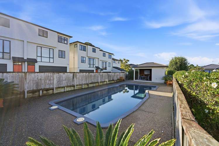 25/22 Northcross Drive Oteha_16