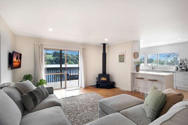 27 Bethells Road Waitakere_8