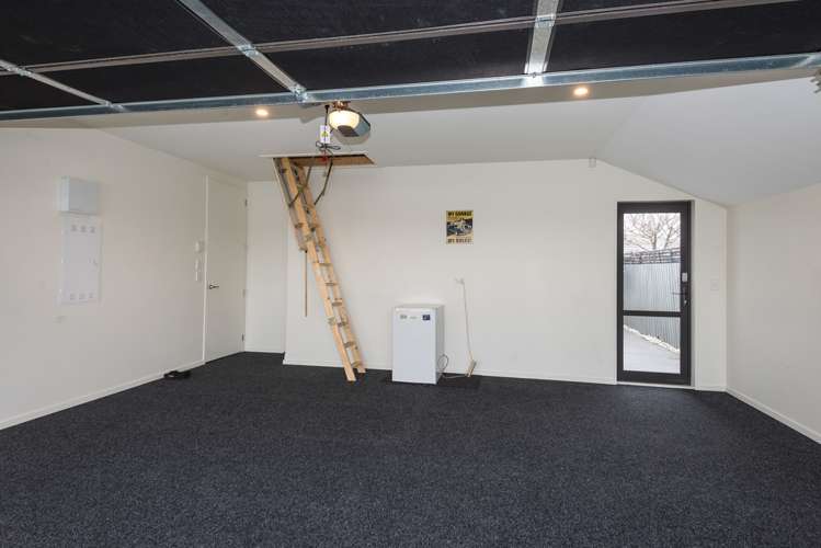 3 Saint Keverne Close Burwood_14