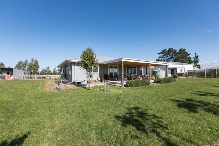 94 Farm Road Waipukurau_19