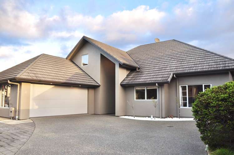 8 Deerfield Place_0