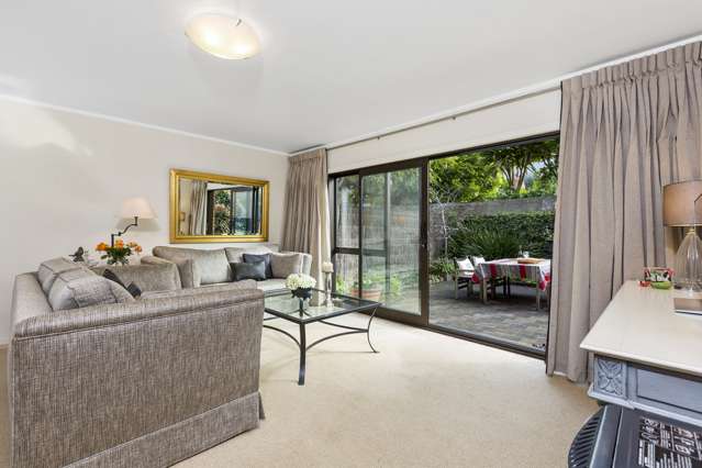 28 Springwood Place Mount Eden_2