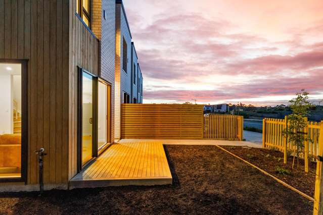 216 Henwood Road Westgate_3