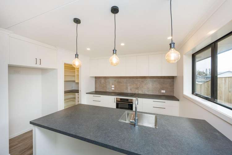9 Rayner Lane Marton_12