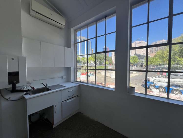 323 Queen Street Auckland Cbd_1