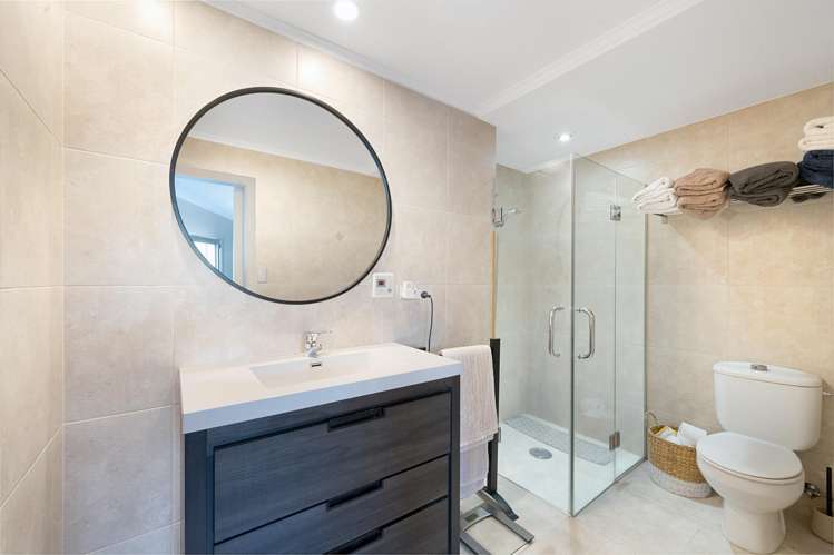 89a View Road Henderson_18