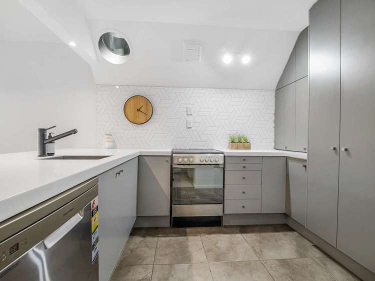 5/17 Devon Street Sydenham_5