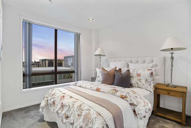 725/8 Dockside Lane Auckland Central_12