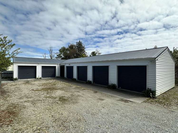 195 Sale Street Hokitika_23