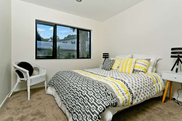 8a Wilkinson Way Browns Bay_13