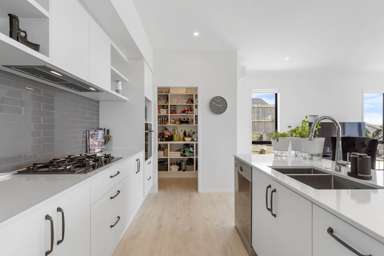 6 Fisk Road_4