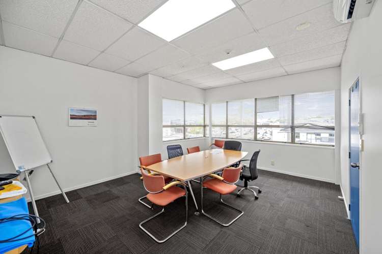 1 Colway Place Wairau Valley_11